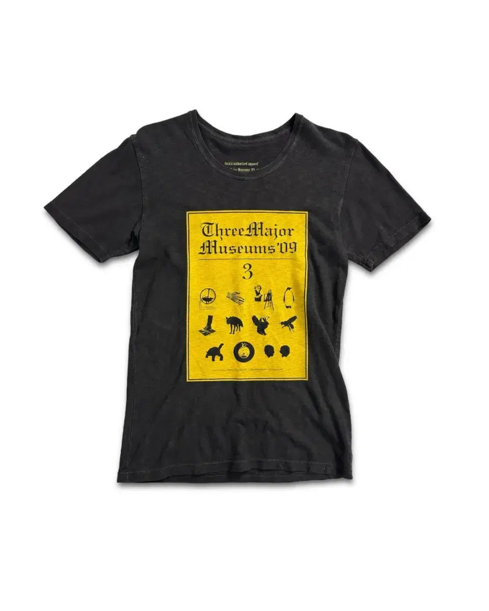 vintage three major museums 09 t-shirt